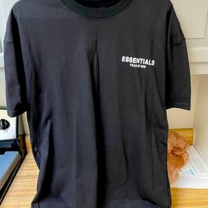 Fear of God essential Fog box Tee
